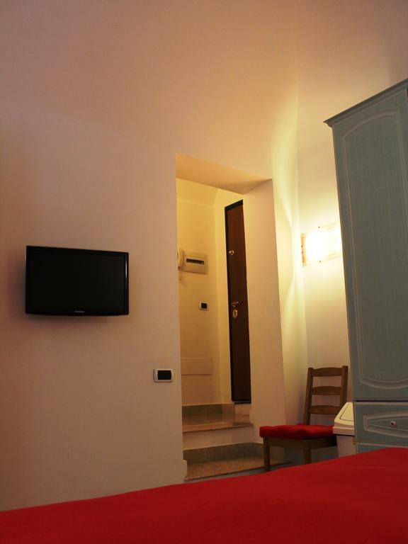 Hella Ibernesi 23 Fori Imperiali Inn, New Gestion! Roma Cameră foto