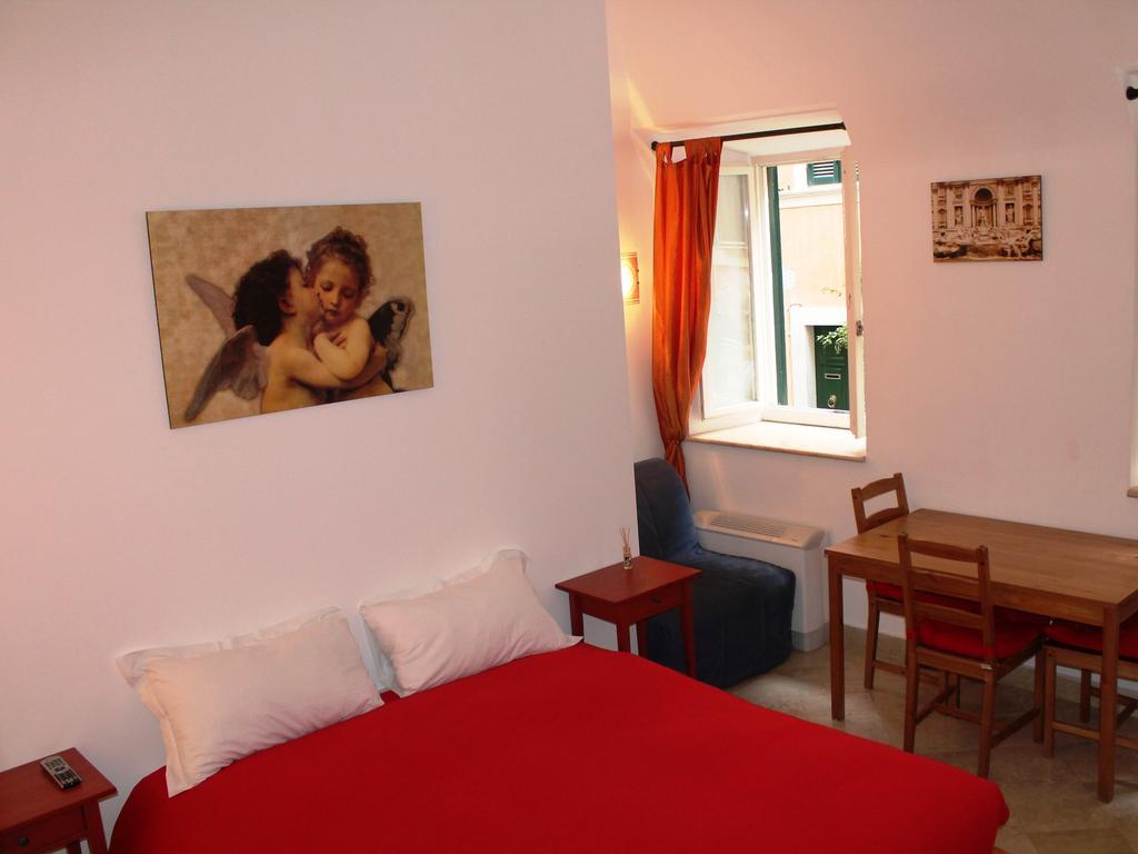 Hella Ibernesi 23 Fori Imperiali Inn, New Gestion! Roma Cameră foto
